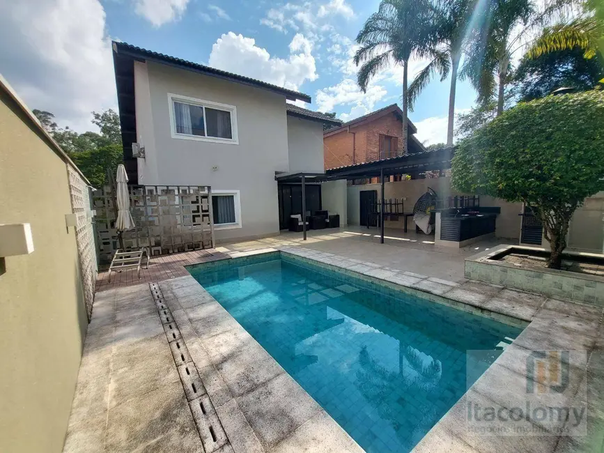 Foto 1 de Casa de Condomínio com 4 quartos para alugar, 377m2 em Santana De Parnaiba - SP