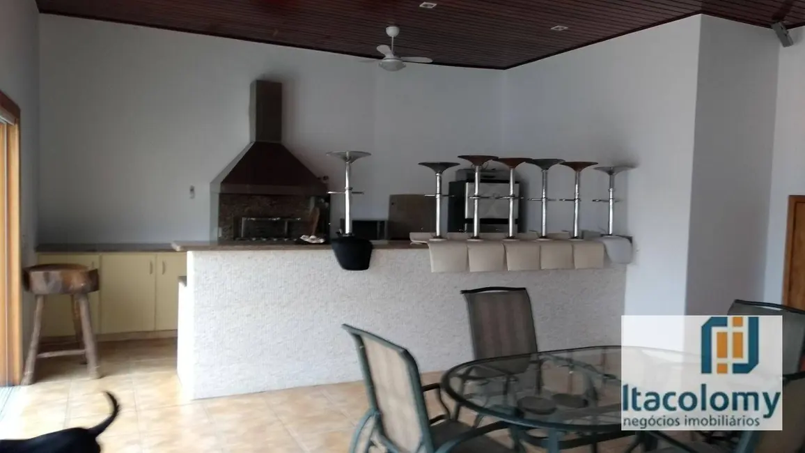 Casa de Condomínio com 4 quartos à venda, 500m2 em Santana De Parnaiba - SP - imagem 5 Foto 5 de Casa de Condomínio com 4 quartos à venda, 500m2 em Santana De Parnaiba - SP