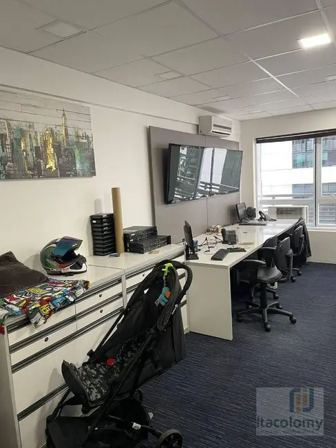 Foto 2 de Sala Comercial à venda, 43m2 em Bethaville I, Barueri - SP