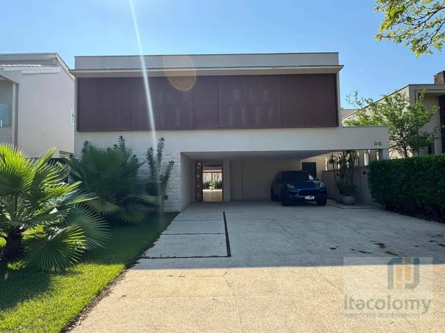 Casa de Condomínio com 4 quartos à venda e para alugar, 600m2 em Barueri - SP - imagem 6 Foto 6 de Casa de Condomínio com 4 quartos à venda e para alugar, 600m2 em Barueri - SP