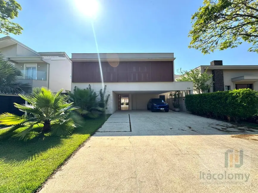 Foto 2 de Casa de Condomínio com 4 quartos à venda e para alugar, 600m2 em Barueri - SP