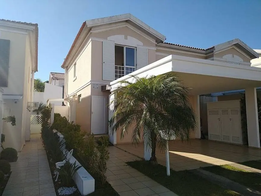Foto 1 de Casa de Condomínio com 3 quartos para alugar, 165m2 em Tamboré, Santana De Parnaiba - SP