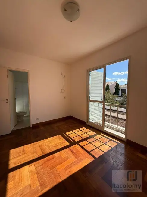 Foto 3 de Casa de Condomínio com 3 quartos para alugar, 165m2 em Tamboré, Santana De Parnaiba - SP