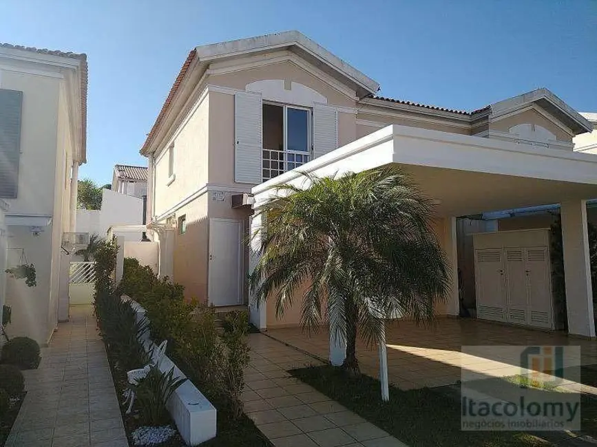 Foto 1 de Casa de Condomínio com 3 quartos para alugar, 165m2 em Tamboré, Santana De Parnaiba - SP