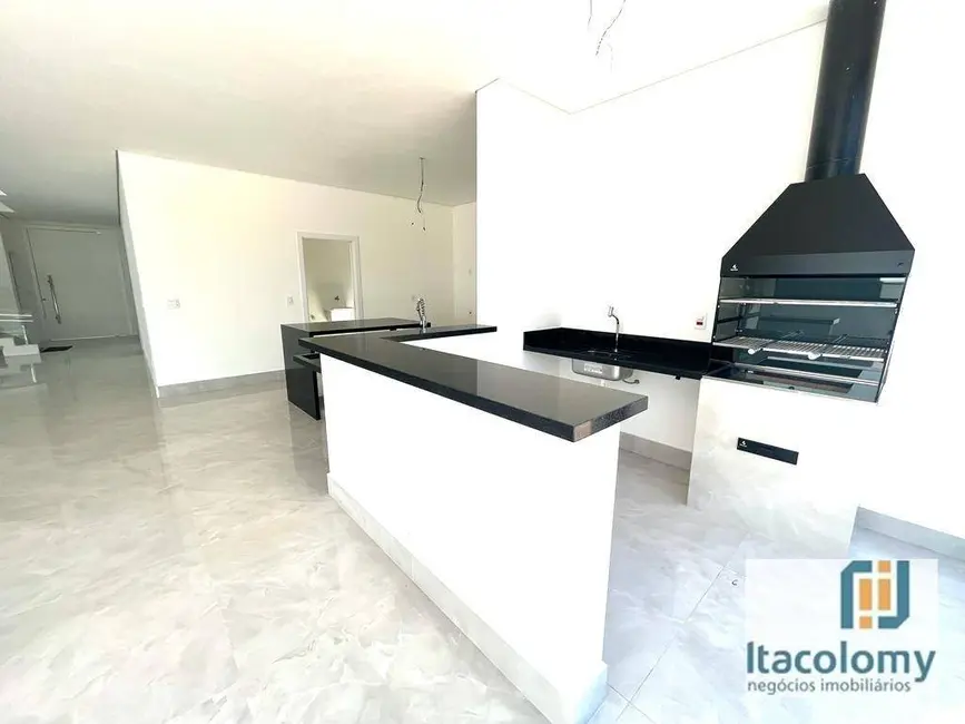 Casa de Condomínio com 4 quartos à venda, 568m2 em Santana De Parnaiba - SP - imagem 6 Foto 6 de Casa de Condomínio com 4 quartos à venda, 568m2 em Santana De Parnaiba - SP