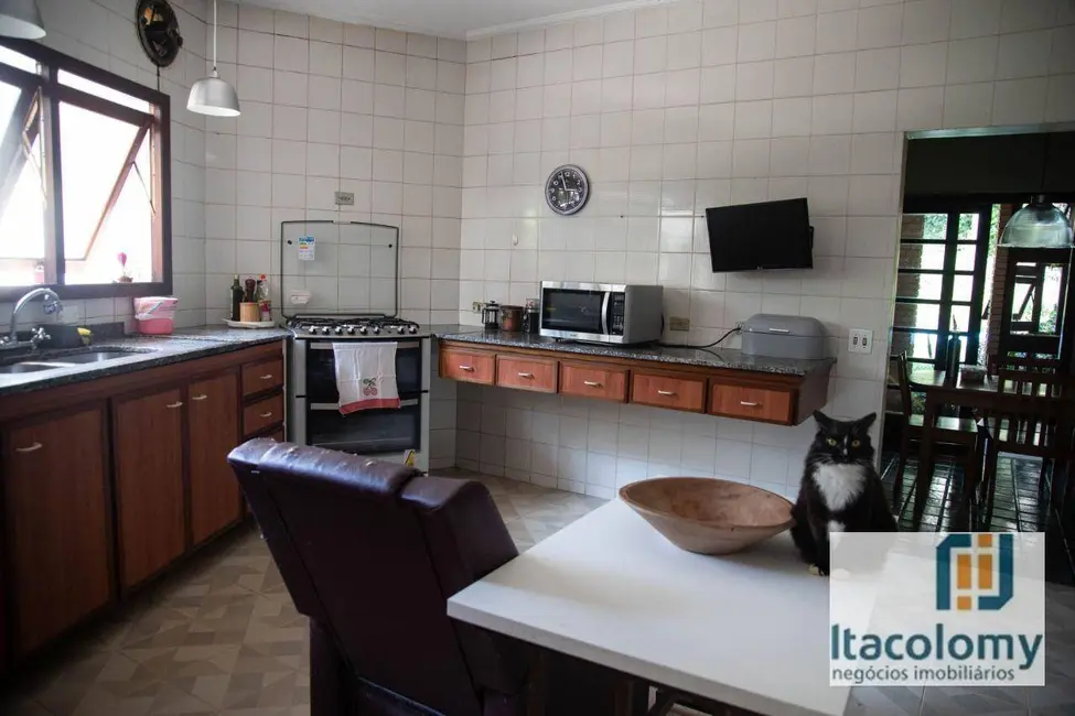 Foto 3 de Casa de Condomínio com 4 quartos à venda, 1560m2 em Santana De Parnaiba - SP