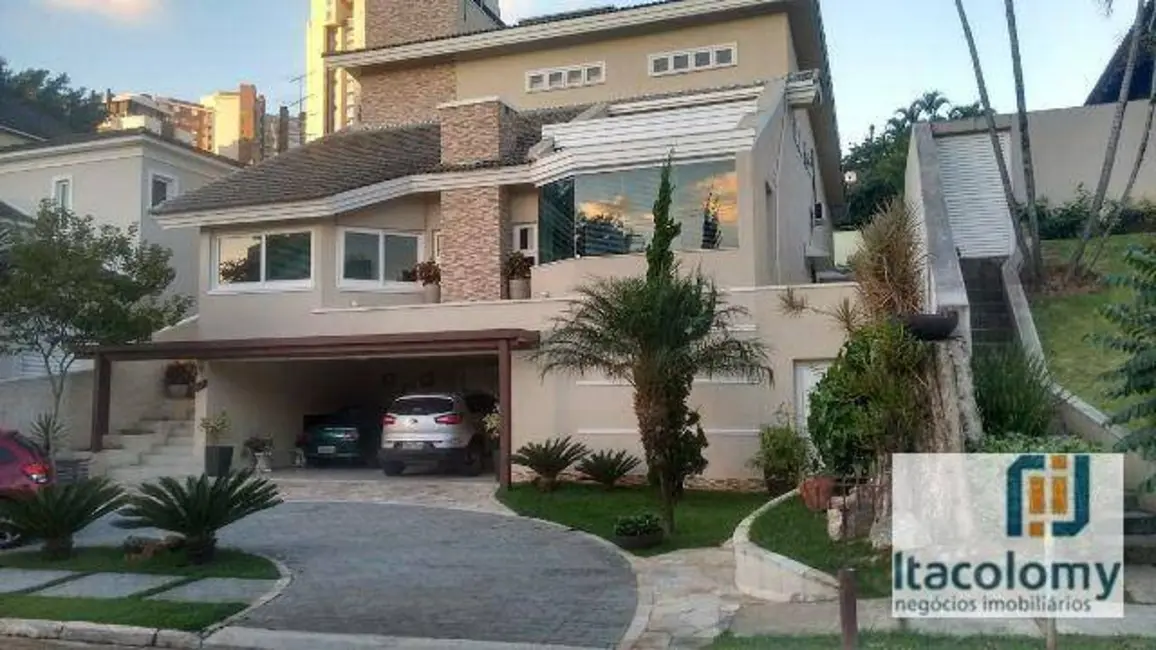 Foto 1 de Casa de Condomínio com 4 quartos à venda, 560m2 em Barueri - SP