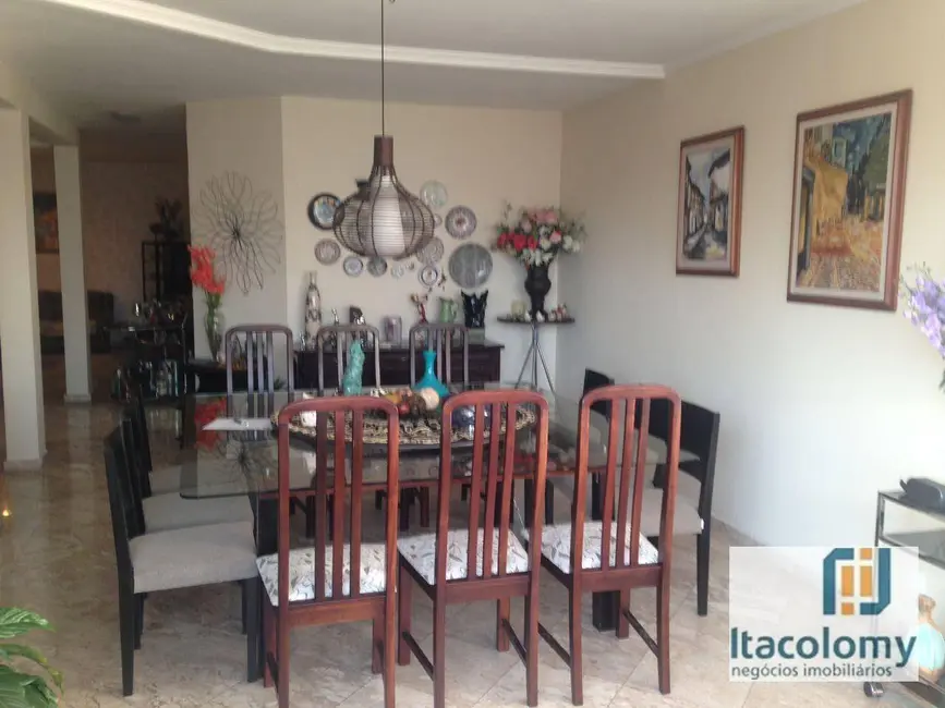 Foto 3 de Casa de Condomínio com 4 quartos à venda, 560m2 em Barueri - SP