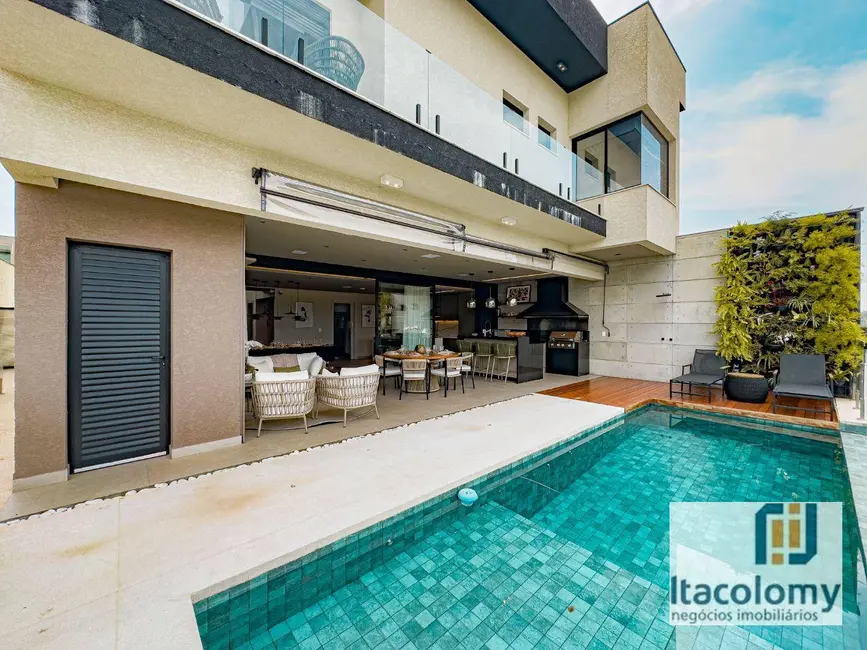 Foto 2 de Casa de Condomínio com 4 quartos à venda, 450m2 em Santana De Parnaiba - SP