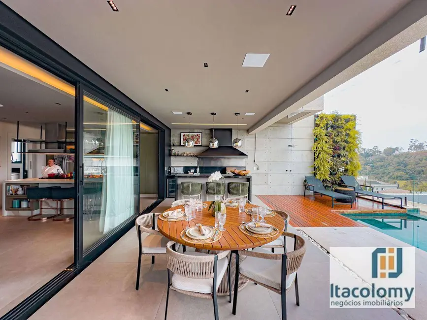 Foto 4 de Casa de Condomínio com 4 quartos à venda, 450m2 em Santana De Parnaiba - SP