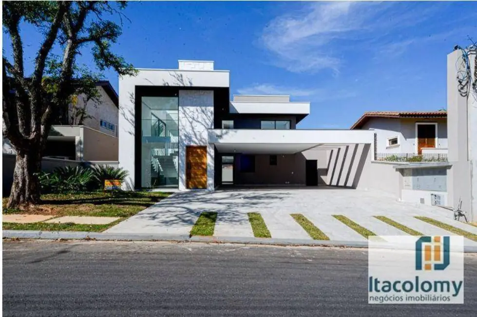 Casa de Condomínio com 4 quartos à venda e para alugar, 560m2 em Barueri - SP - imagem 8 Foto 8 de Casa de Condomínio com 4 quartos à venda e para alugar, 560m2 em Barueri - SP