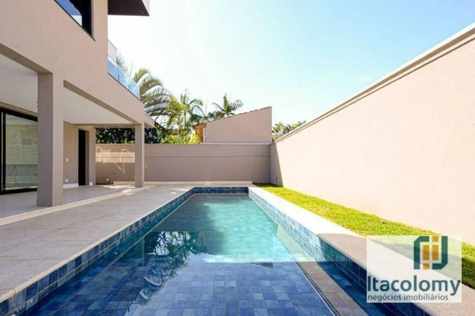 Casa de Condomínio com 4 quartos à venda e para alugar, 560m2 em Barueri - SP - imagem 4 Foto 4 de Casa de Condomínio com 4 quartos à venda e para alugar, 560m2 em Barueri - SP