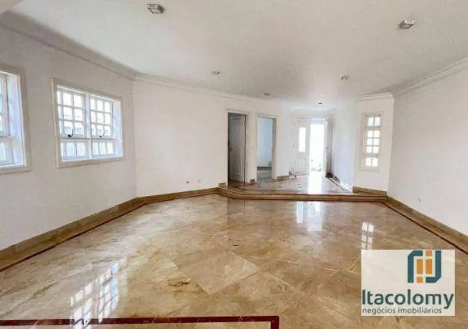 Casa de Condomínio com 4 quartos à venda, 450m2 em Barueri - SP - imagem 9 Foto 9 de Casa de Condomínio com 4 quartos à venda, 450m2 em Barueri - SP