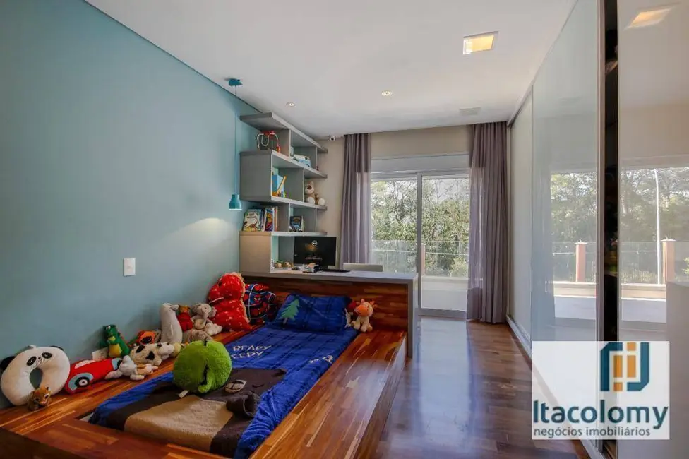 Casa de Condomínio com 4 quartos à venda, 500m2 em Santana De Parnaiba - SP - imagem 8 Foto 8 de Casa de Condomínio com 4 quartos à venda, 500m2 em Santana De Parnaiba - SP