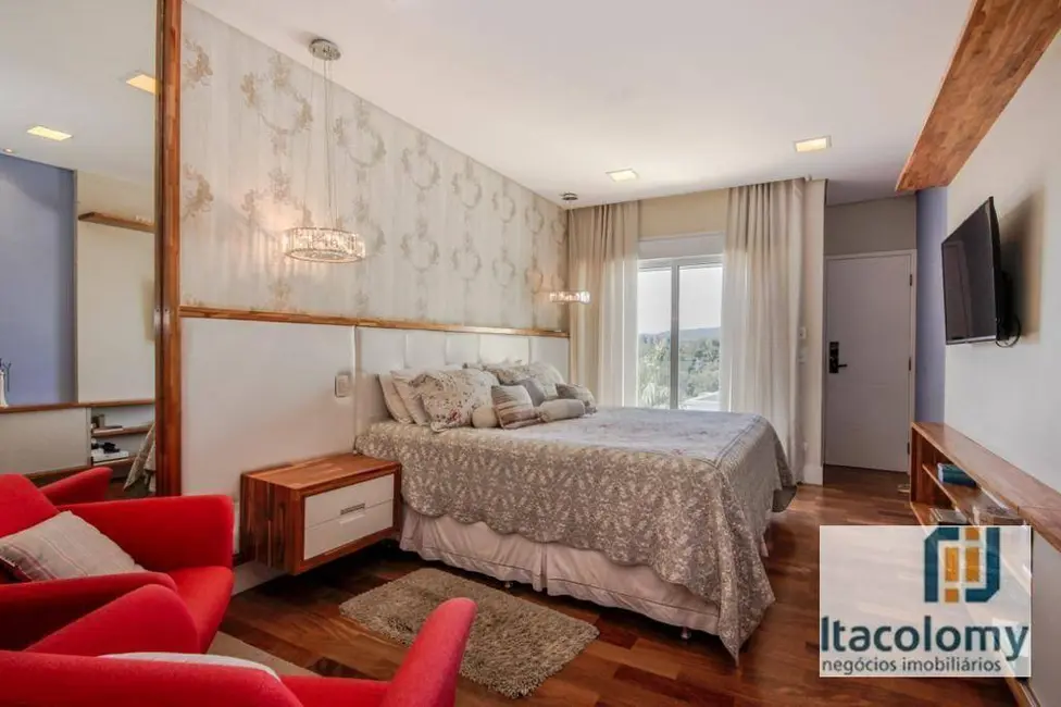 Casa de Condomínio com 4 quartos à venda, 500m2 em Santana De Parnaiba - SP - imagem 7 Foto 7 de Casa de Condomínio com 4 quartos à venda, 500m2 em Santana De Parnaiba - SP