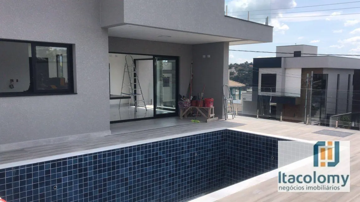 Foto 2 de Casa de Condomínio com 4 quartos à venda, 331m2 em Suru, Santana De Parnaiba - SP