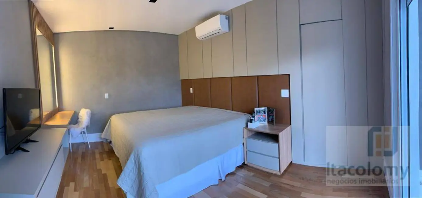 Foto 9 de Casa de Condomínio com 4 quartos à venda, 467m2 em Santana De Parnaiba - SP