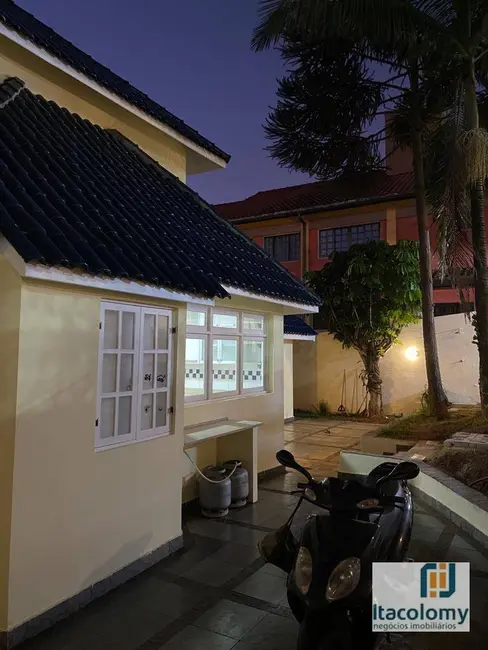 Foto 8 de Casa de Condomínio com 3 quartos para alugar, 560m2 em Barueri - SP