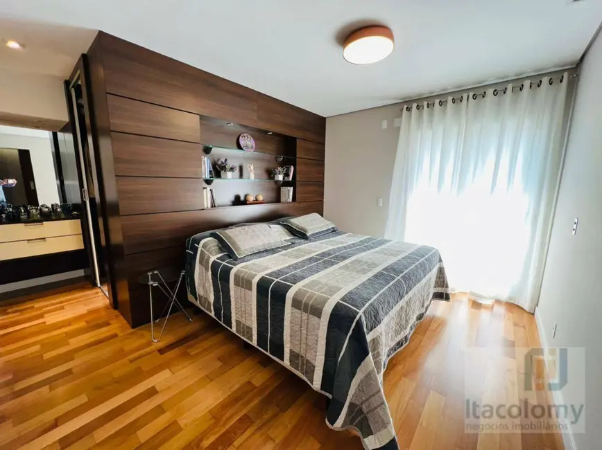 Foto 3 de Apartamento com 3 quartos à venda, 240m2 em Brooklin Paulista, São Paulo - SP
