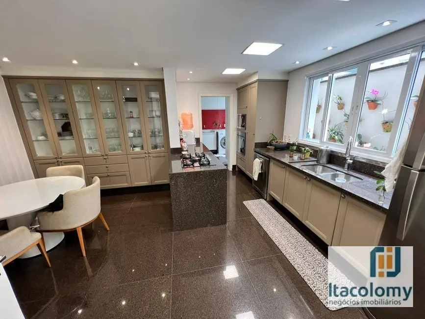 Foto 8 de Casa de Condomínio com 4 quartos para alugar, 590m2 em Alphaville Conde II, Barueri - SP