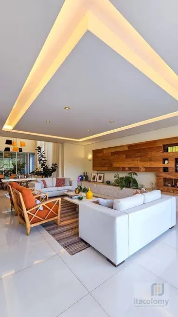Casa de Condomínio com 4 quartos à venda, 525m2 em Tamboré, Santana De Parnaiba - SP - imagem 2 Foto 2 de Casa de Condomínio com 4 quartos à venda, 525m2 em Tamboré, Santana De Parnaiba - SP
