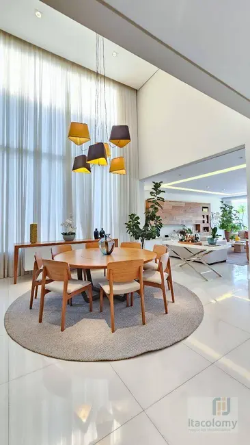 Casa de Condomínio com 4 quartos à venda, 525m2 em Tamboré, Santana De Parnaiba - SP - imagem 9 Foto 9 de Casa de Condomínio com 4 quartos à venda, 525m2 em Tamboré, Santana De Parnaiba - SP