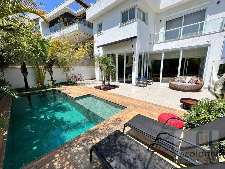 Foto 2 de Casa de Condomínio com 4 quartos à venda e para alugar, 516m2 em Tamboré, Santana De Parnaiba - SP