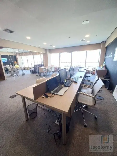 Foto 4 de Loft / Flat à venda, 80m2 em Alphaville Empresarial, Barueri - SP