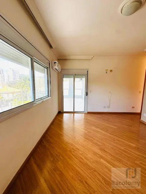 Foto 4 de Casa de Condomínio com 5 quartos para alugar, 700m2 em Santana De Parnaiba - SP