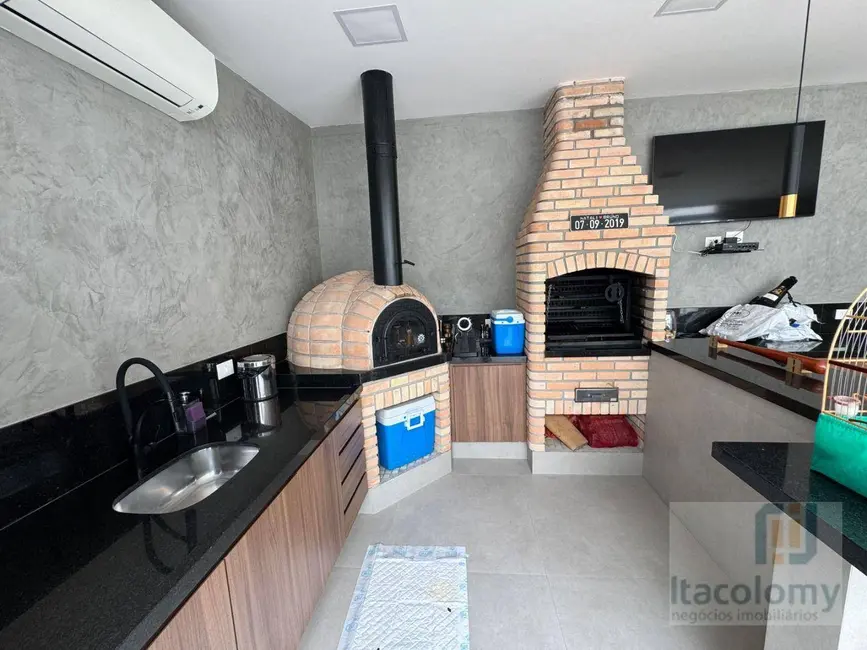 Foto 2 de Casa de Condomínio com 3 quartos à venda, 160m2 em Tamboré, Santana De Parnaiba - SP