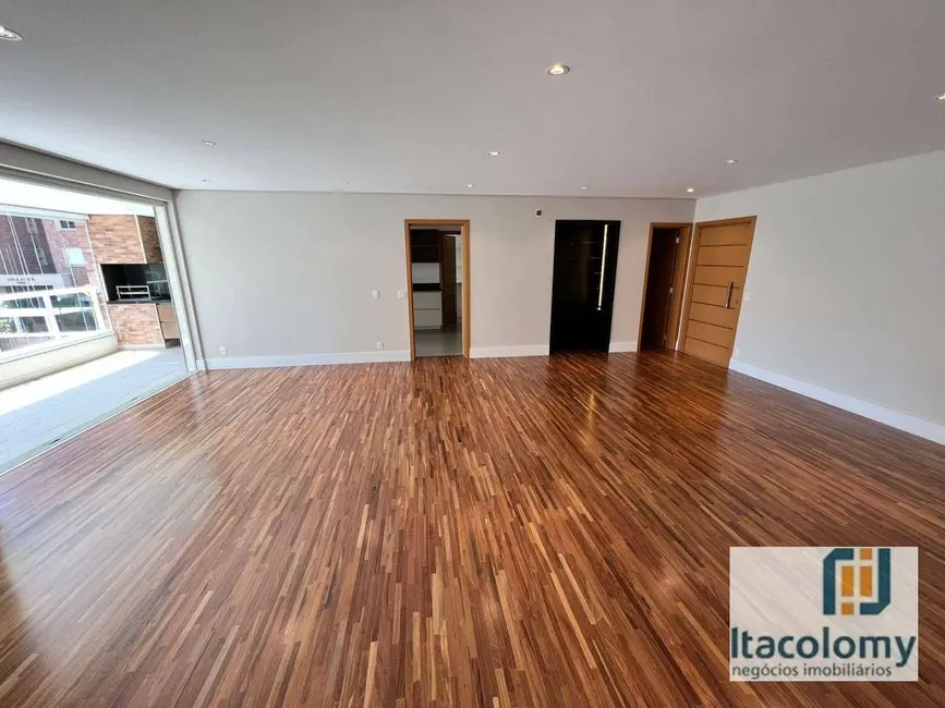 Foto 3 de Apartamento com 3 quartos à venda e para alugar, 172m2 em Santana De Parnaiba - SP