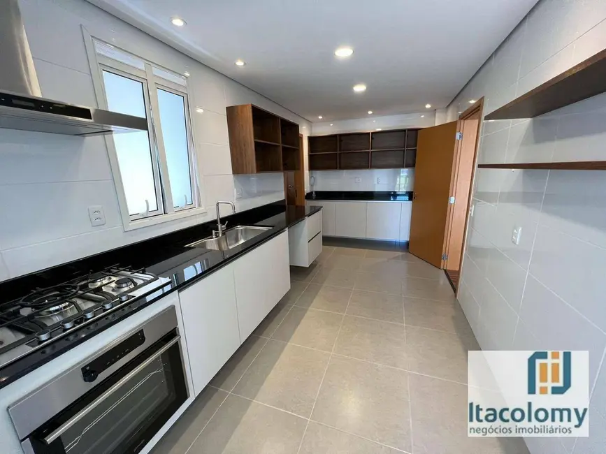 Apartamento com 3 quartos à venda e para alugar, 172m2 em Santana De Parnaiba - SP - imagem 5 Foto 5 de Apartamento com 3 quartos à venda e para alugar, 172m2 em Santana De Parnaiba - SP