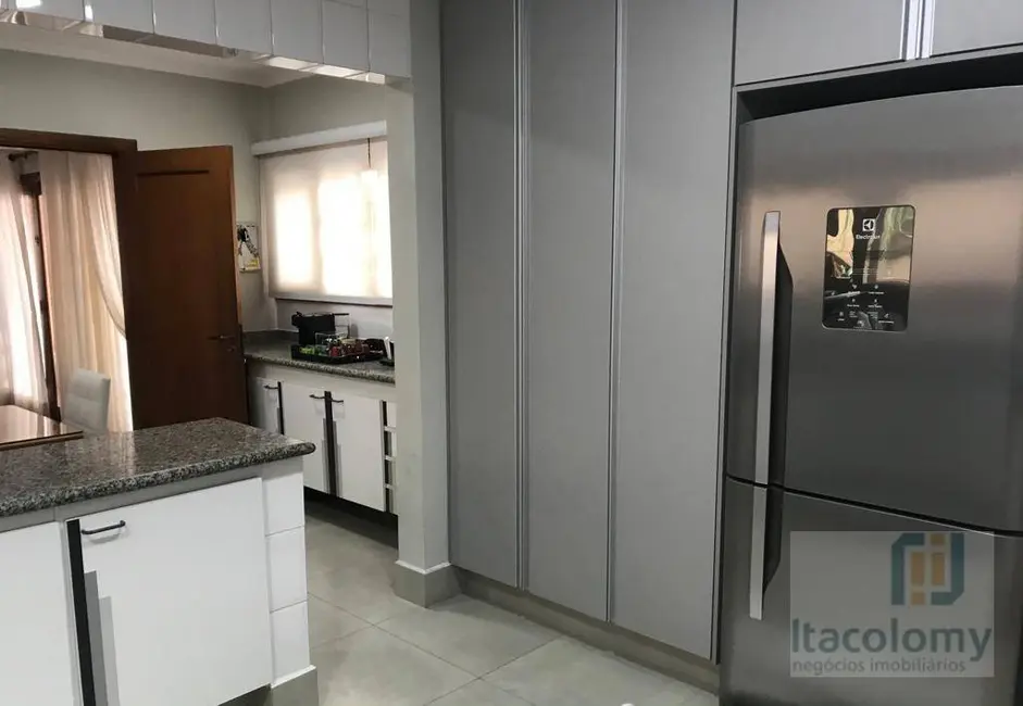 Foto 9 de Casa de Condomínio com 4 quartos à venda, 360m2 em Santana De Parnaiba - SP