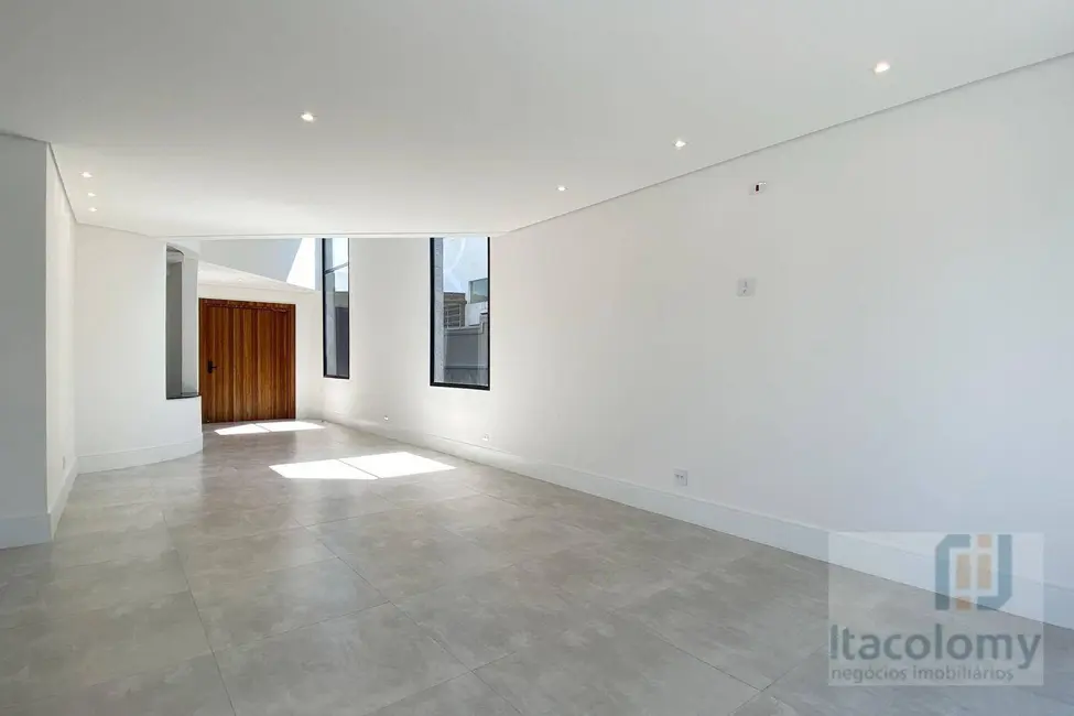 Casa de Condomínio com 4 quartos à venda, 379m2 em Santana De Parnaiba - SP - imagem 7 Foto 7 de Casa de Condomínio com 4 quartos à venda, 379m2 em Santana De Parnaiba - SP