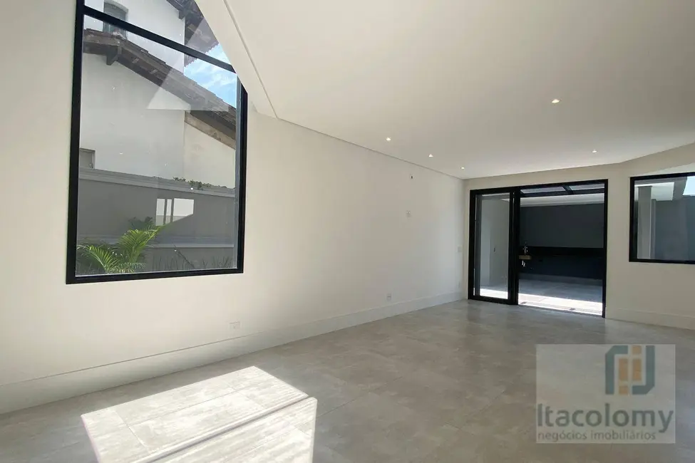 Foto 4 de Casa de Condomínio com 4 quartos à venda, 379m2 em Santana De Parnaiba - SP