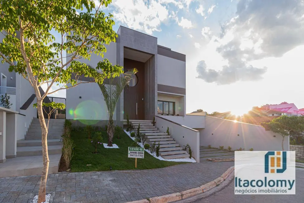 Casa de Condomínio com 4 quartos à venda, 489m2 em São Paulo II, Cotia - SP - imagem 2 Foto 2 de Casa de Condomínio com 4 quartos à venda, 489m2 em São Paulo II, Cotia - SP