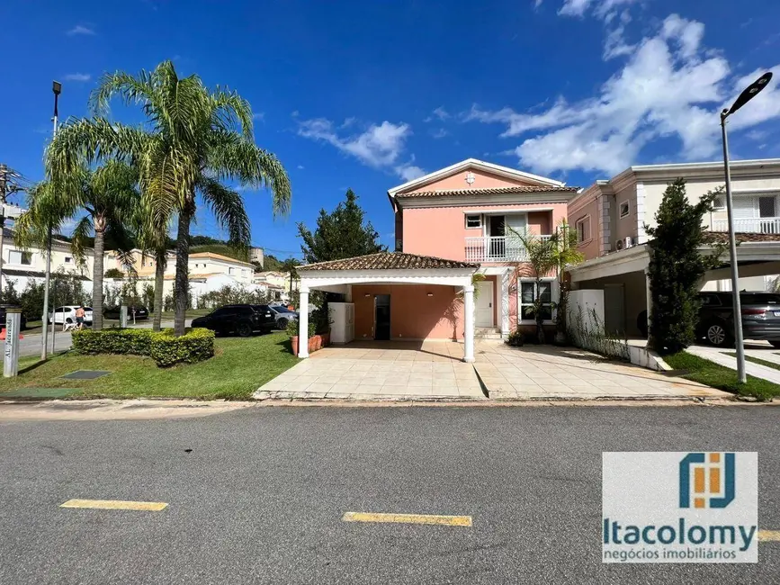 Foto 1 de Casa de Condomínio com 3 quartos para alugar, 300m2 em Tamboré, Santana De Parnaiba - SP