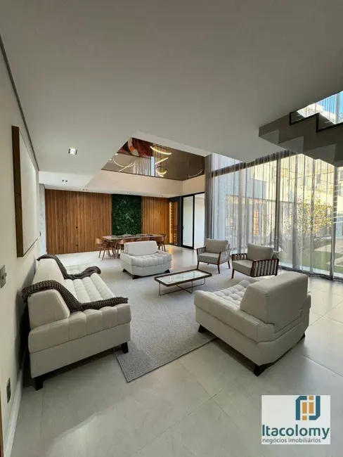 Foto 4 de Casa de Condomínio com 4 quartos à venda, 770m2 em Santana De Parnaiba - SP