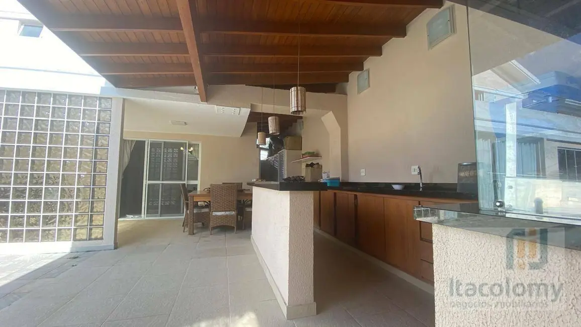 Foto 5 de Casa de Condomínio com 5 quartos à venda, 322m2 em Tamboré, Santana De Parnaiba - SP