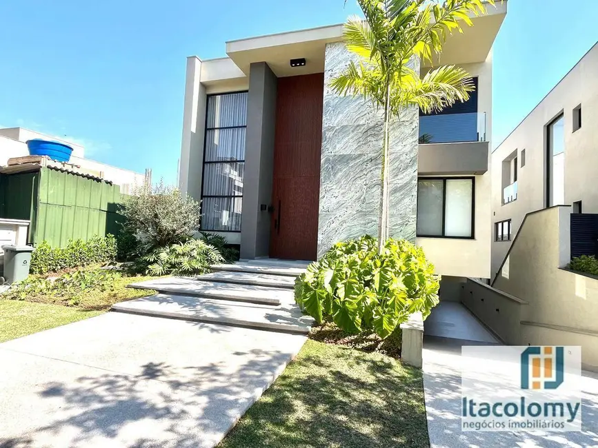 Foto 1 de Casa de Condomínio com 4 quartos à venda, 490m2 em Santana De Parnaiba - SP