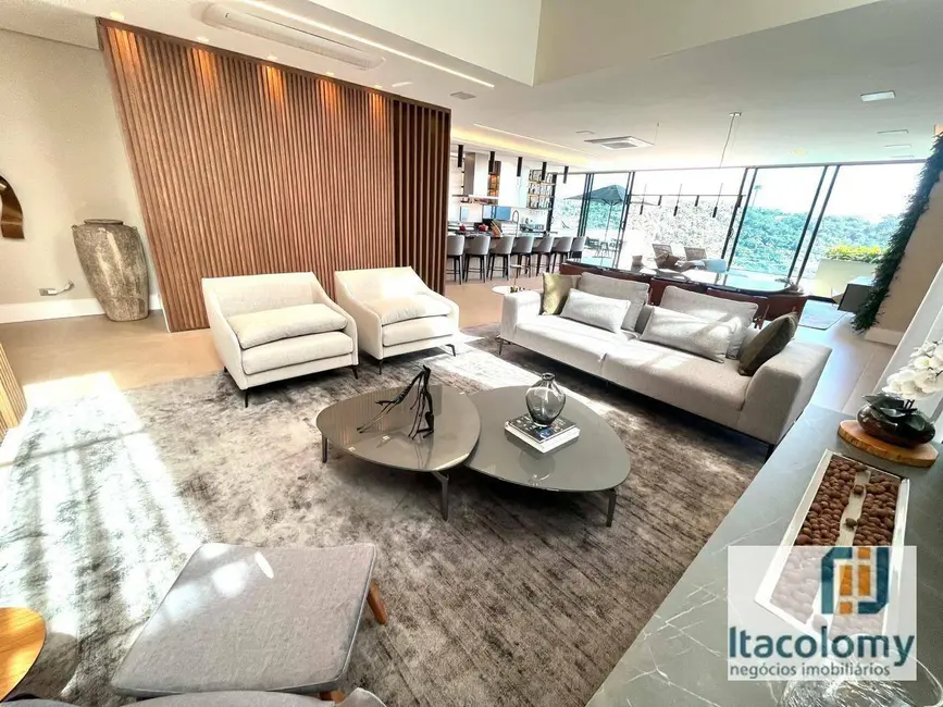 Foto 3 de Casa de Condomínio com 4 quartos à venda, 490m2 em Santana De Parnaiba - SP