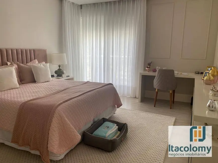 Foto 1 de Casa de Condomínio com 3 quartos à venda e para alugar, 420m2 em Tamboré, Santana De Parnaiba - SP