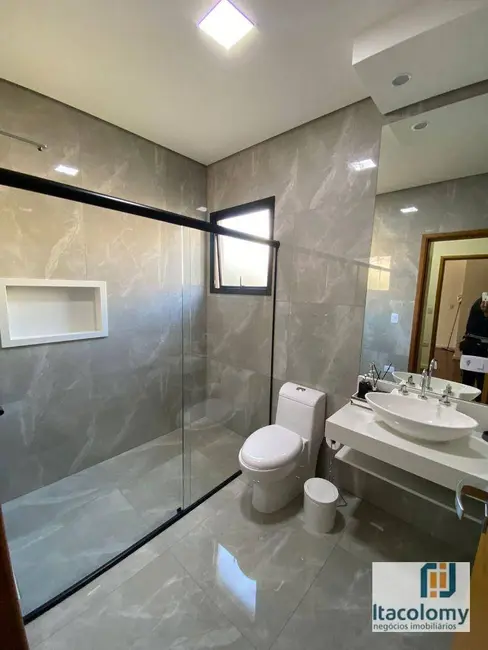 Foto 8 de Casa de Condomínio com 5 quartos à venda e para alugar, 450m2 em Santana De Parnaiba - SP