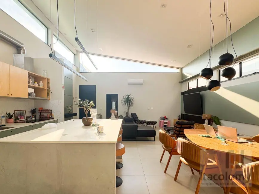 Casa de Condomínio com 3 quartos à venda, 561m2 em Colinas da Anhangüera, Santana De Parnaiba - SP - imagem 6 Foto 6 de Casa de Condomínio com 3 quartos à venda, 561m2 em Colinas da Anhangüera, Santana De Parnaiba - SP