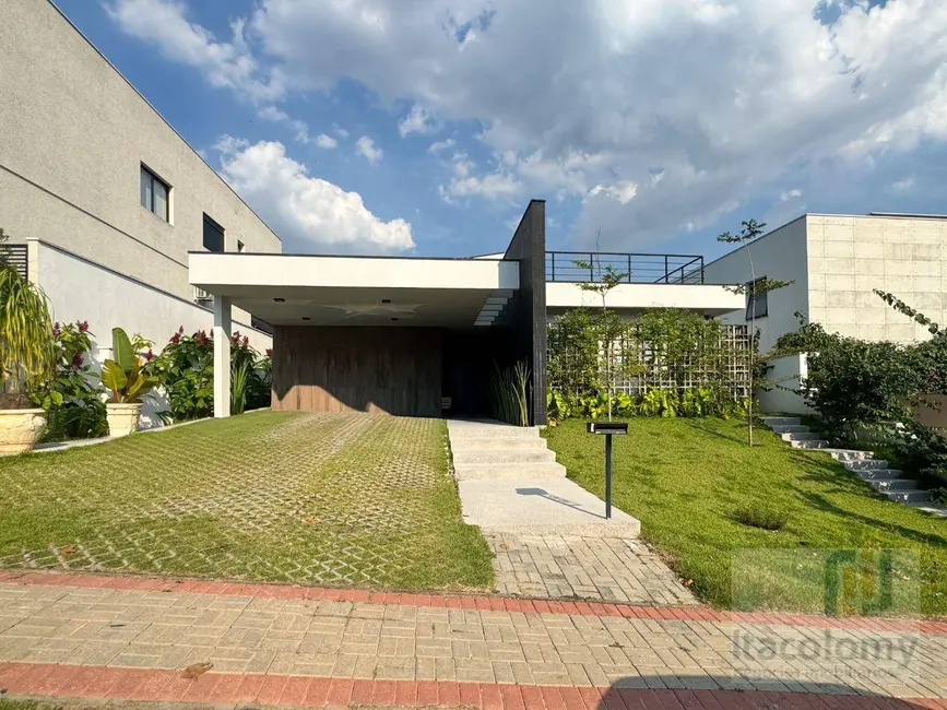 Casa de Condomínio com 3 quartos à venda, 561m2 em Colinas da Anhangüera, Santana De Parnaiba - SP - imagem 2 Foto 2 de Casa de Condomínio com 3 quartos à venda, 561m2 em Colinas da Anhangüera, Santana De Parnaiba - SP