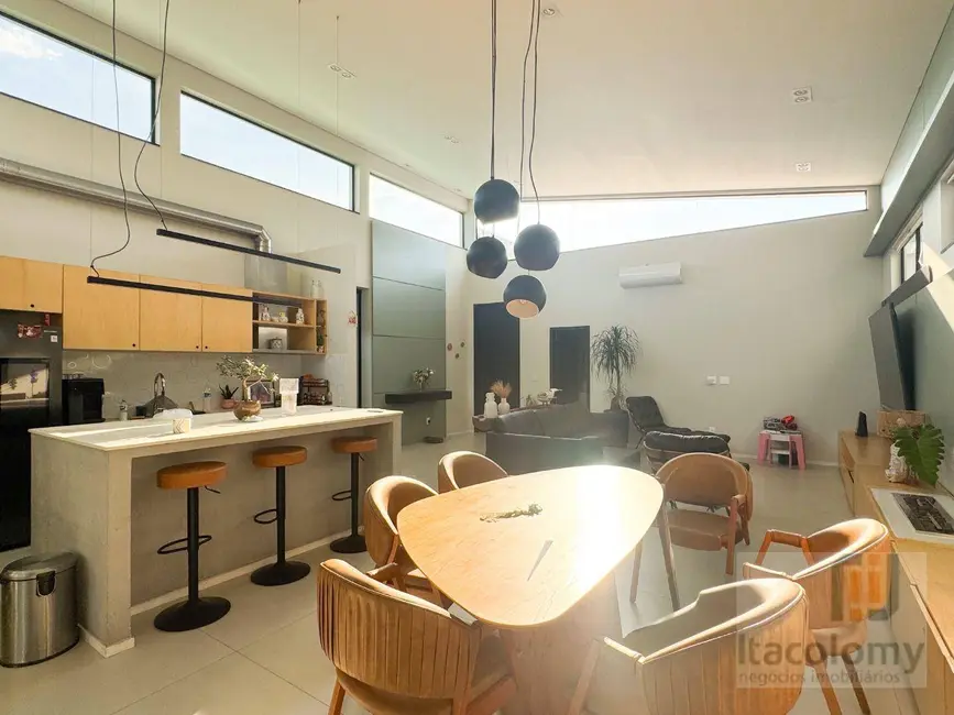 Casa de Condomínio com 3 quartos à venda, 561m2 em Colinas da Anhangüera, Santana De Parnaiba - SP - imagem 7 Foto 7 de Casa de Condomínio com 3 quartos à venda, 561m2 em Colinas da Anhangüera, Santana De Parnaiba - SP