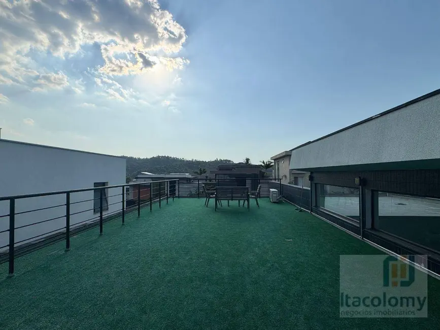 Casa de Condomínio com 3 quartos à venda, 561m2 em Colinas da Anhangüera, Santana De Parnaiba - SP - imagem 4 Foto 4 de Casa de Condomínio com 3 quartos à venda, 561m2 em Colinas da Anhangüera, Santana De Parnaiba - SP