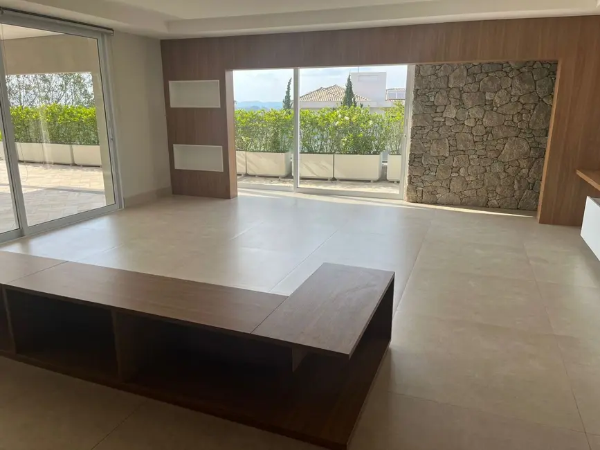 Foto 8 de Casa de Condomínio com 4 quartos para alugar, 806m2 em Alphaville, Santana De Parnaiba - SP