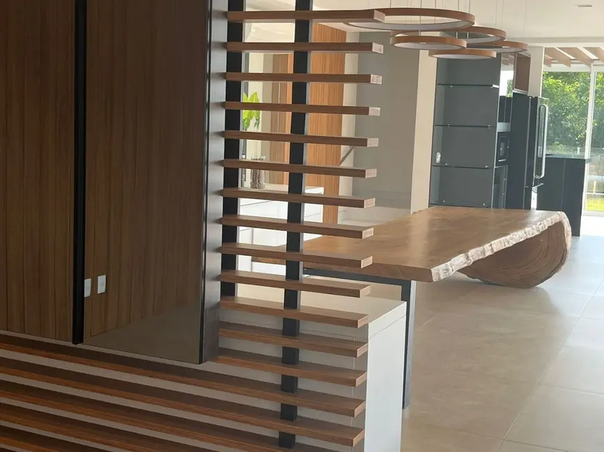 Foto 6 de Casa de Condomínio com 4 quartos para alugar, 806m2 em Alphaville, Santana De Parnaiba - SP