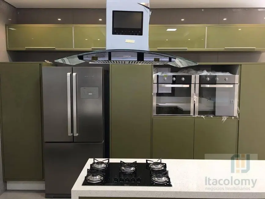 Foto 3 de Casa de Condomínio com 4 quartos para alugar, 520m2 em Tamboré, Santana De Parnaiba - SP